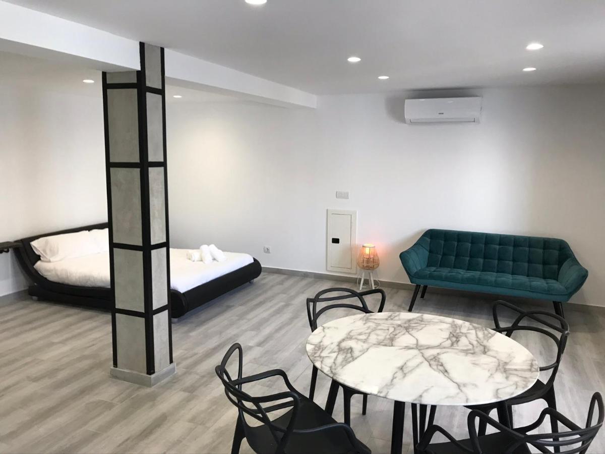 Sensaciones Apartment Anna Luaran gambar
